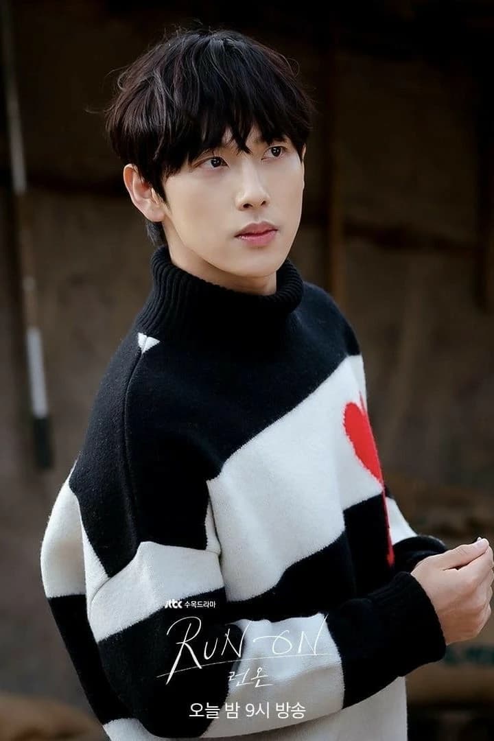 𖦹٭-𝐘im-siwan thumbnail