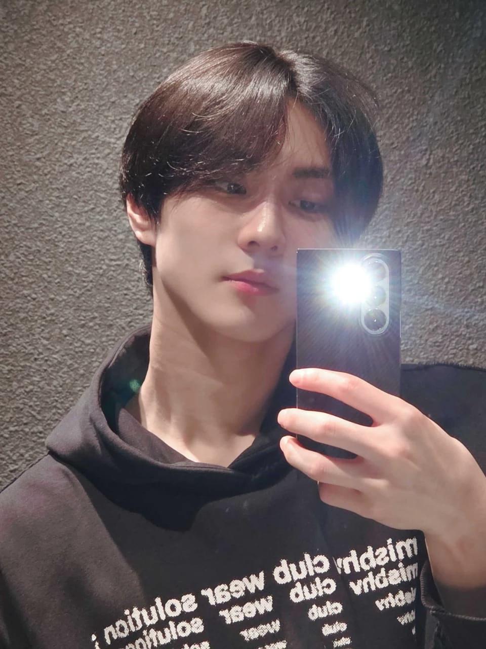 Jungwon thumbnail