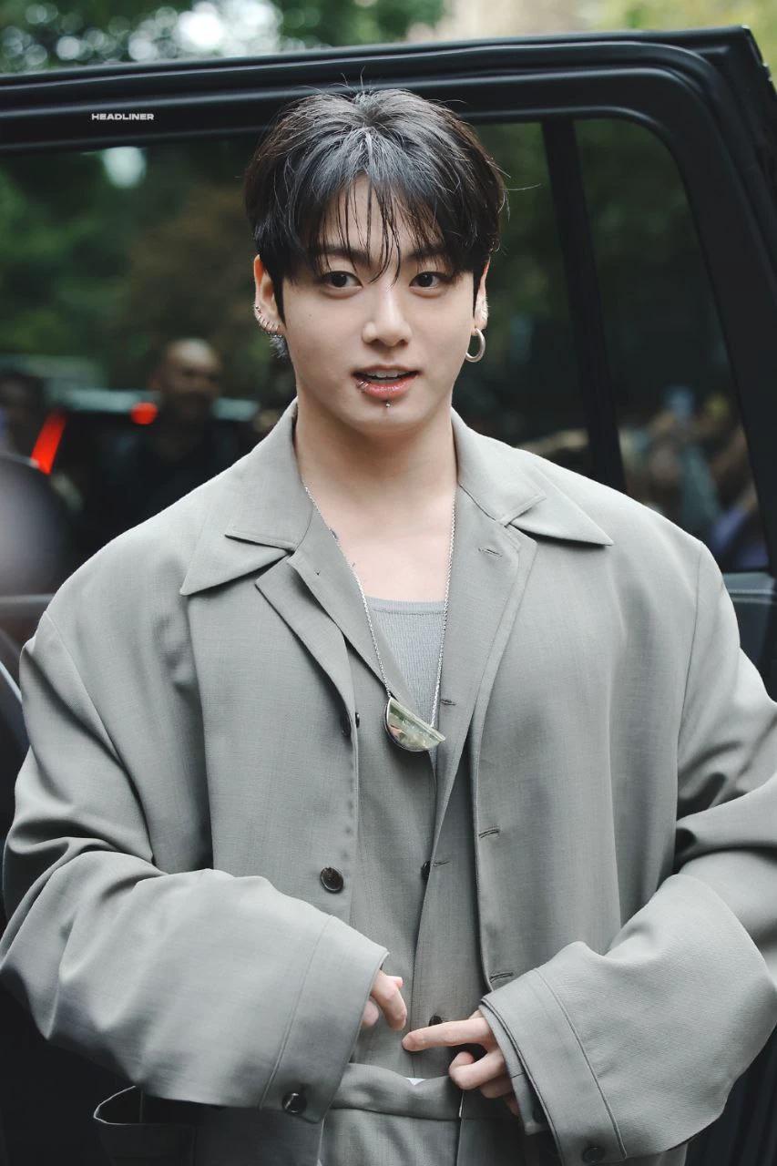 Jungkook thumbnail