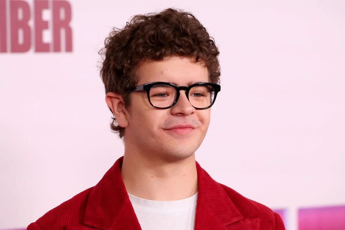 Gaten Matarazzo thumbnail