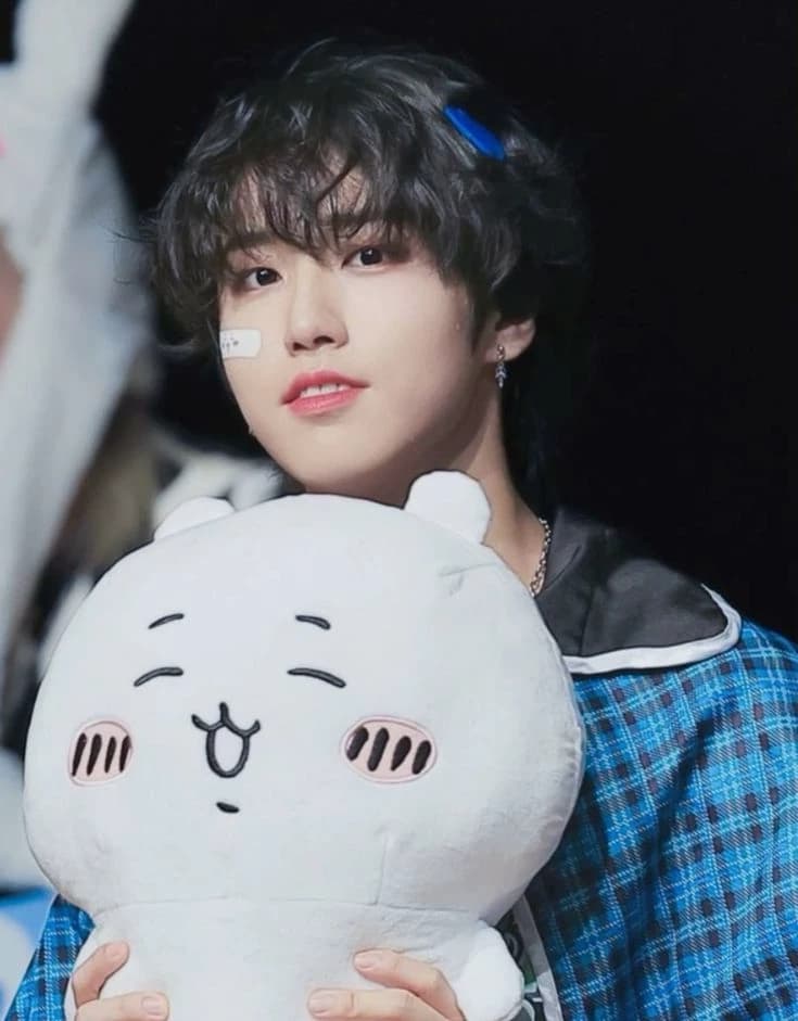 Han Jisung- thumbnail
