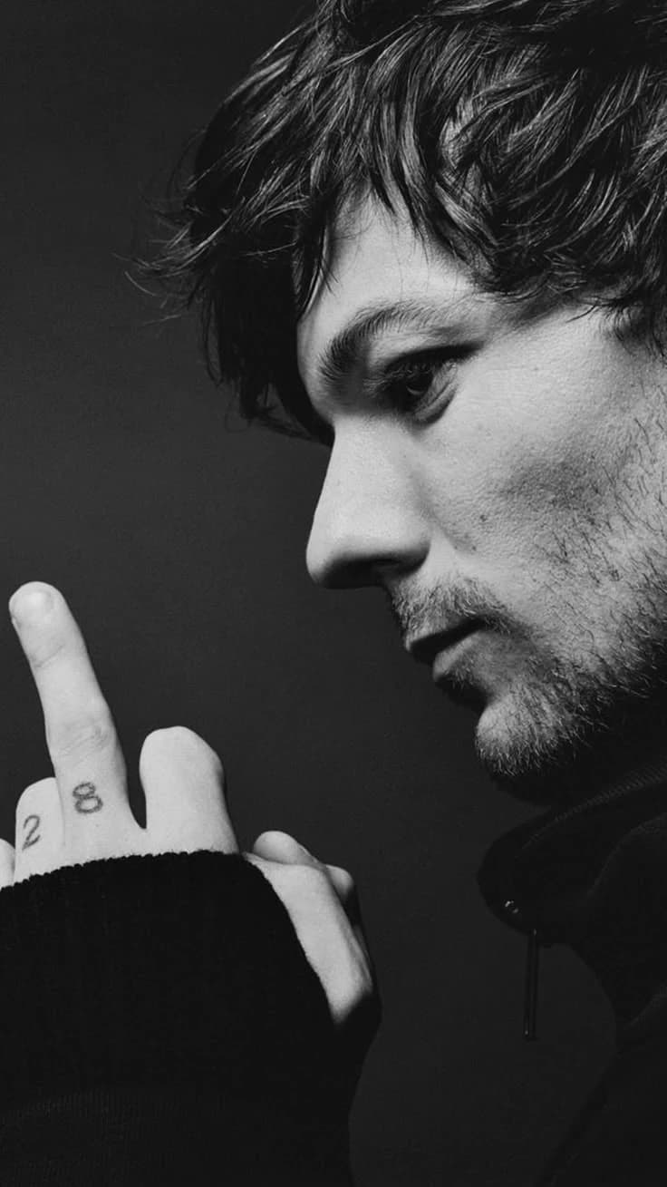 Louis Tomlinson - CEO thumbnail