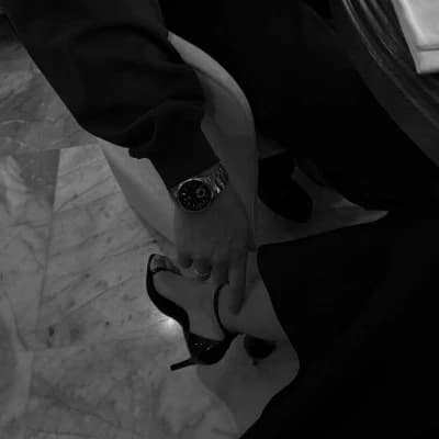 An arms dealer's wife thumbnail