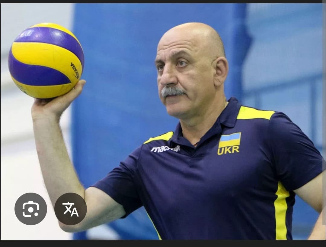 coach volleyball Leo thumbnail