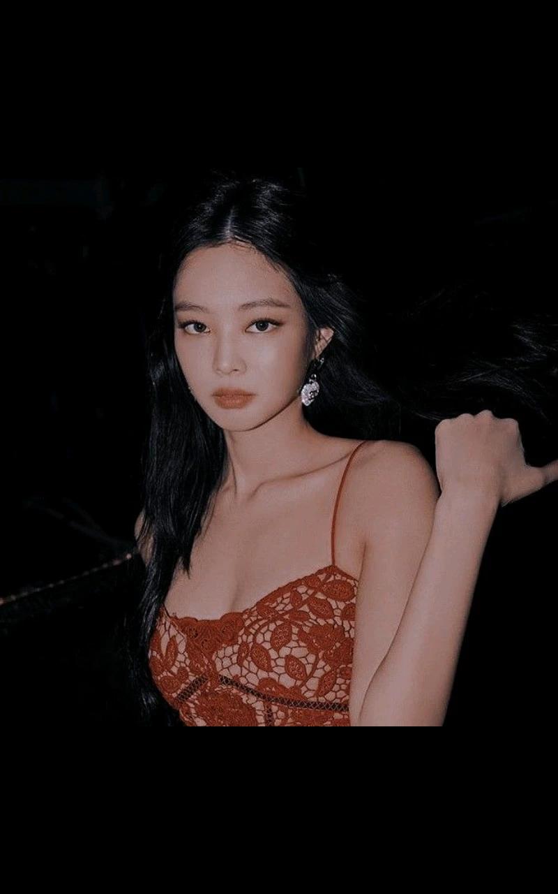 The beautiful Omega Jennie thumbnail