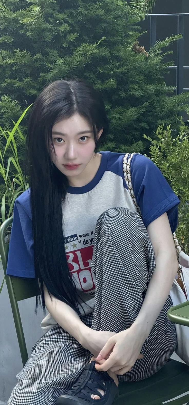 Chaeryeong thumbnail