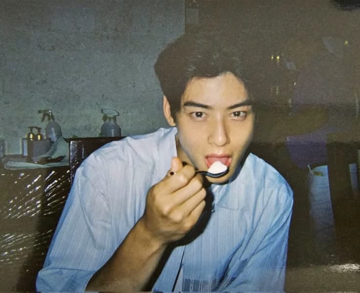Cha eunwoo thumbnail