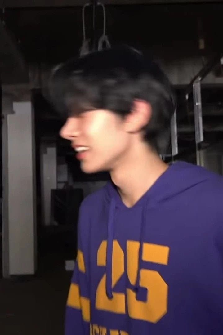 evan thumbnail