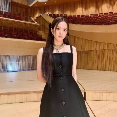 Jisoo thumbnail