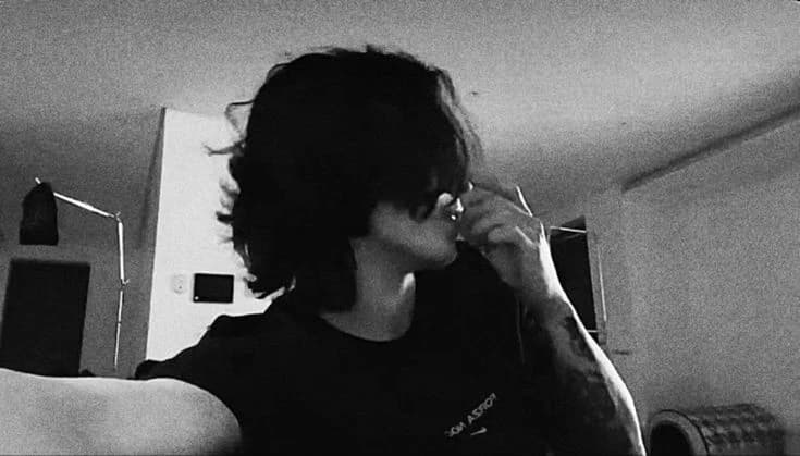Jeon jung-kook thumbnail