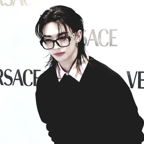 Hwang Hyunjin (Hyunlix) thumbnail
