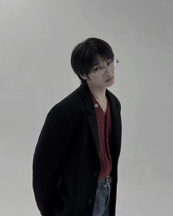 Jeongin thumbnail