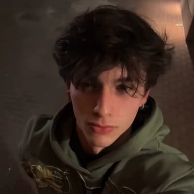 Nicolas 🔥 thumbnail
