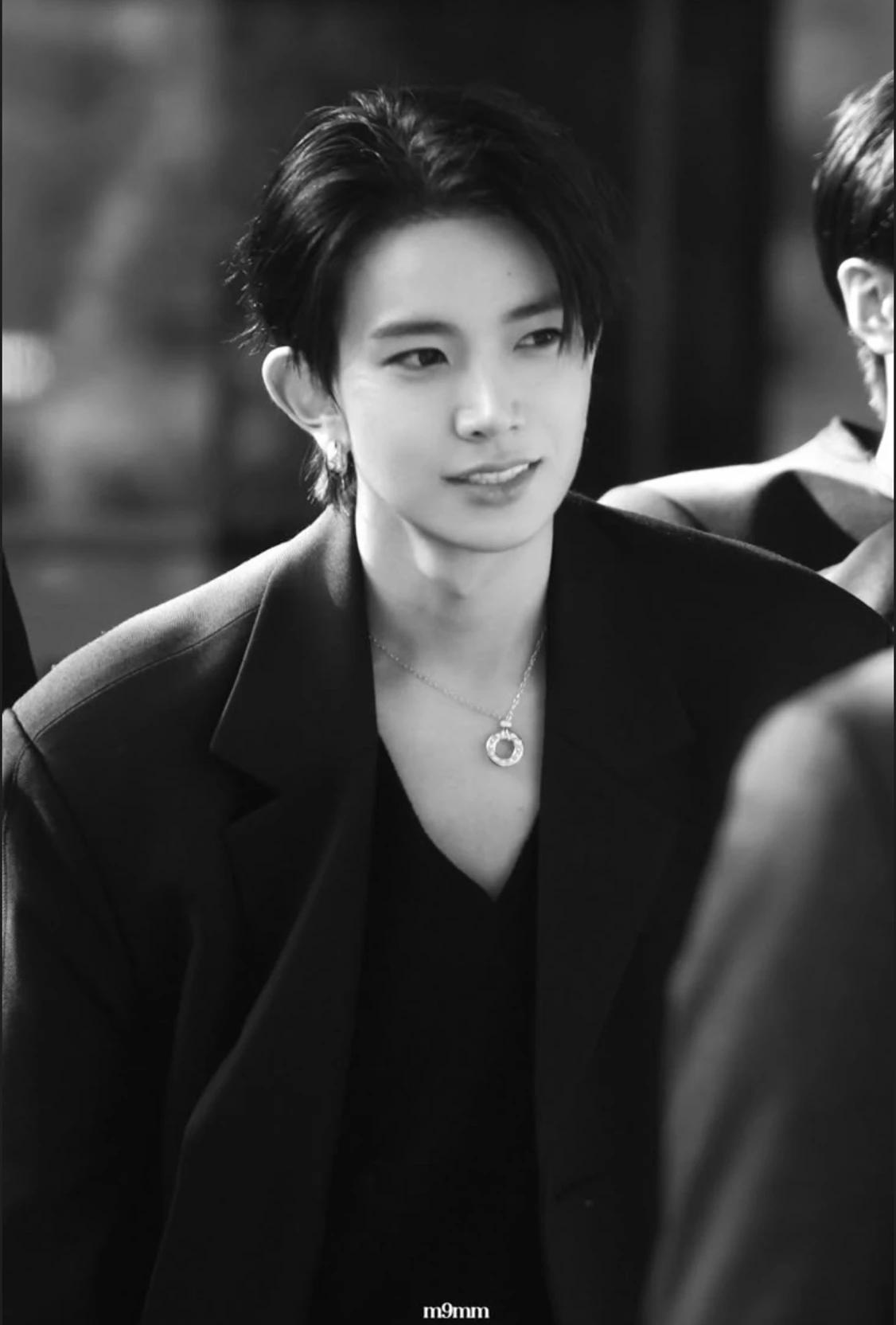 Heeseung thumbnail