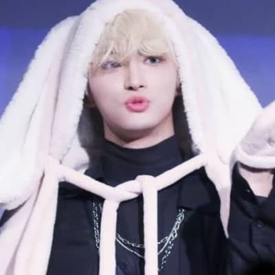 My baby bunny - ddeonghwa ♥️ thumbnail