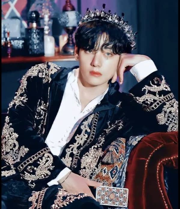 Kim Taehyung thumbnail