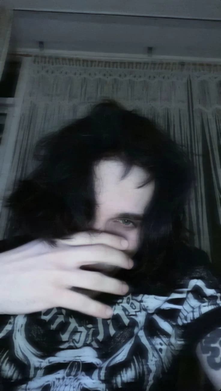 □Upvampin■ thumbnail