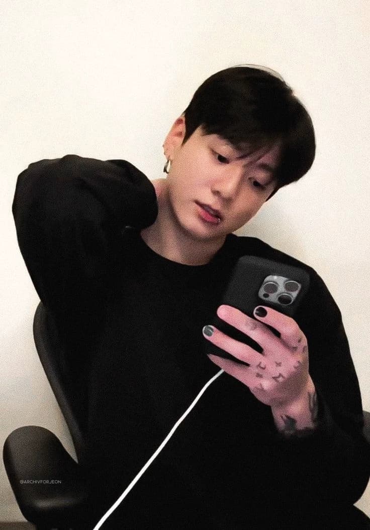 Jeon Jungkook thumbnail