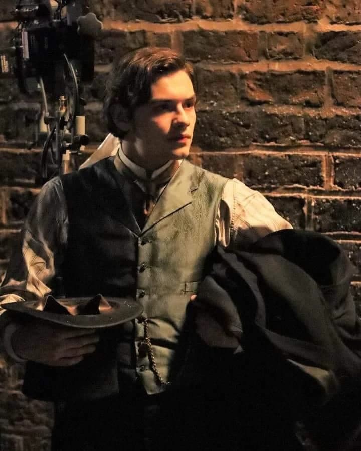 Edward Guinness thumbnail