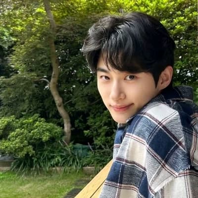 Wooseok thumbnail