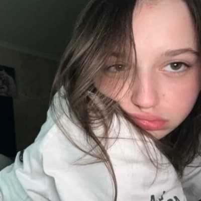 Helen thumbnail