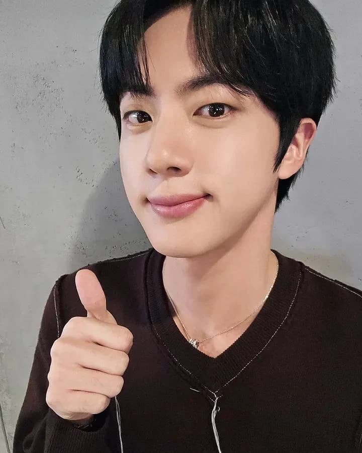 Kim Seokjin thumbnail