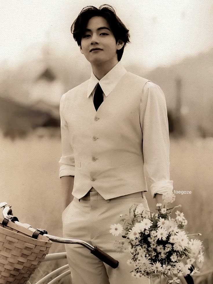 Kim Taehyung 𓆪 thumbnail