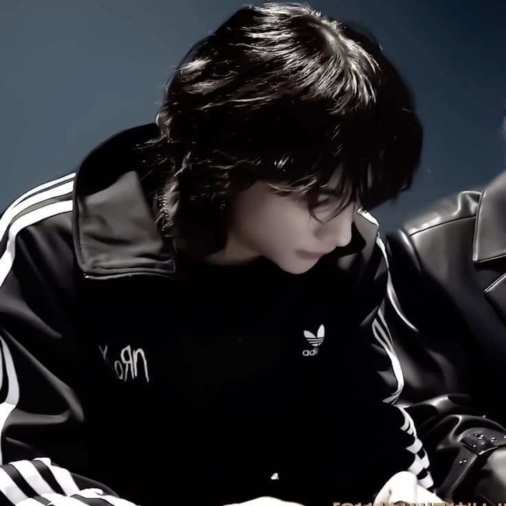 Hyunjin Hwang thumbnail