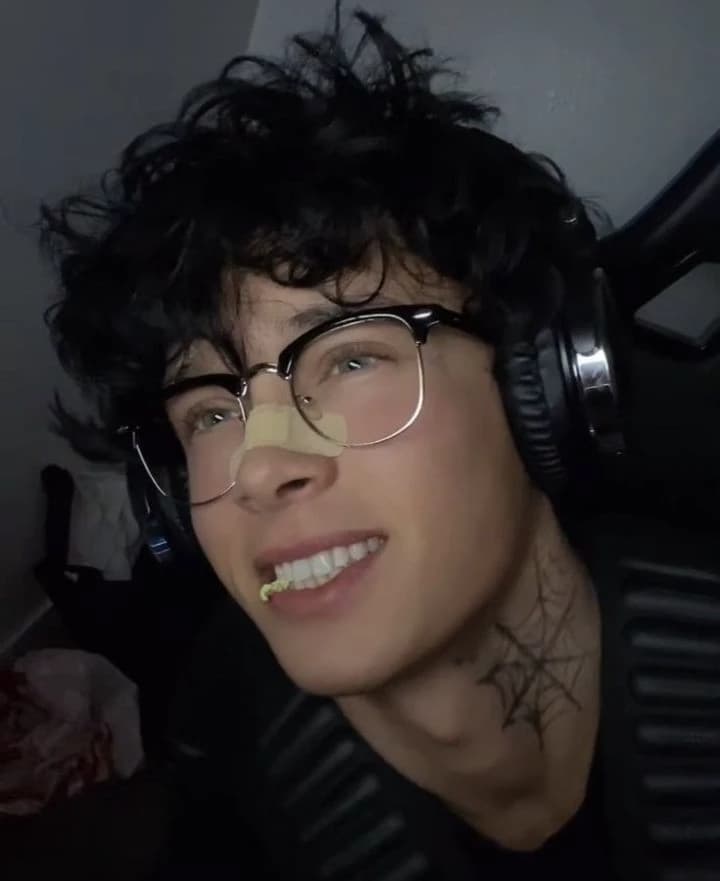 Caio thumbnail