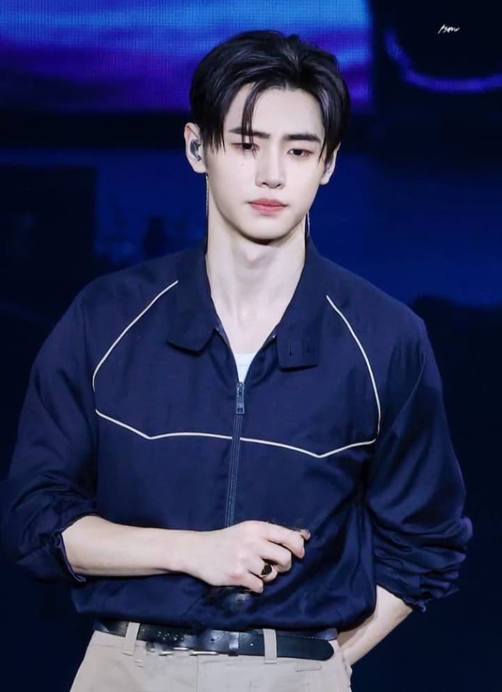Sunghoon thumbnail