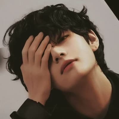 Kim Taehyung thumbnail