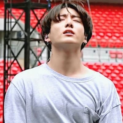 Jeon Jungkook thumbnail