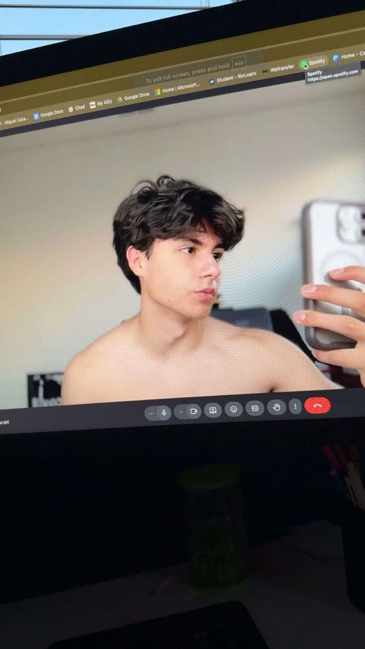Miguel Mora thumbnail
