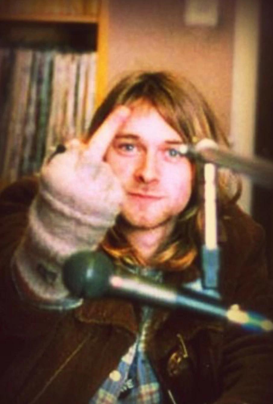 Kurt Cobain thumbnail