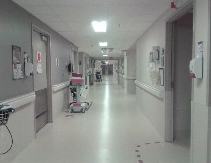 > ゜))彡Hospital☆Mi Bloody-stary-( ･ω･) thumbnail