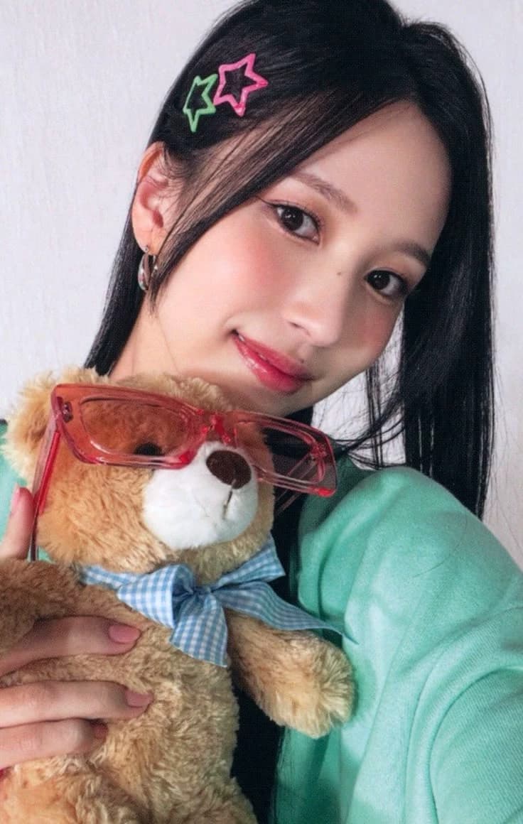 Mina thumbnail