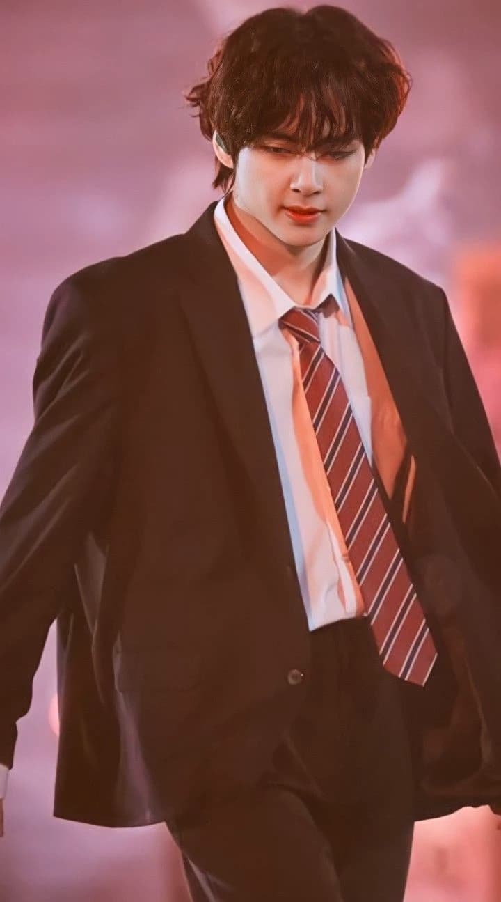 Kim Taehyung  thumbnail