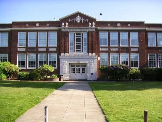 An American High School | New Transfer thumbnail
