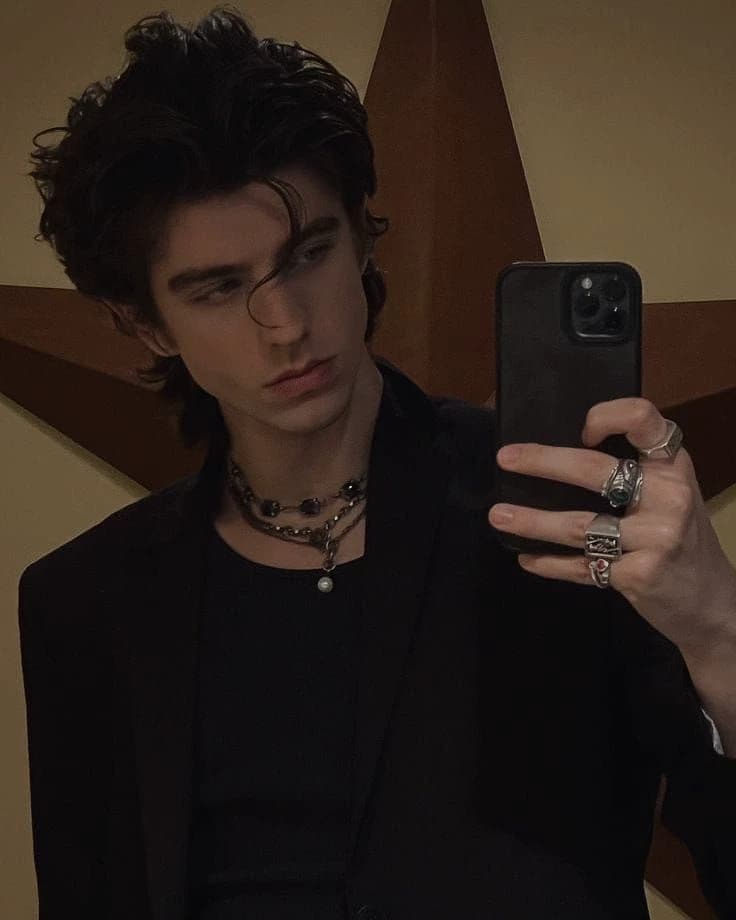 Eduardo thumbnail