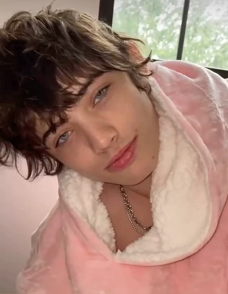 Carrington Bornstein  thumbnail