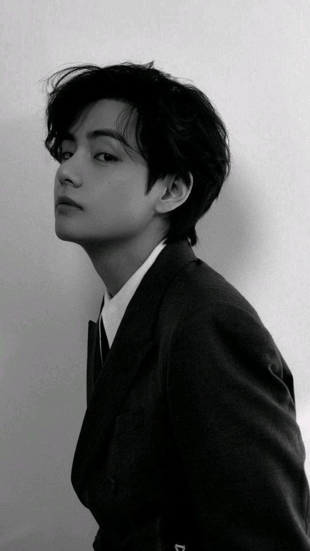 Kim Taehyung thumbnail