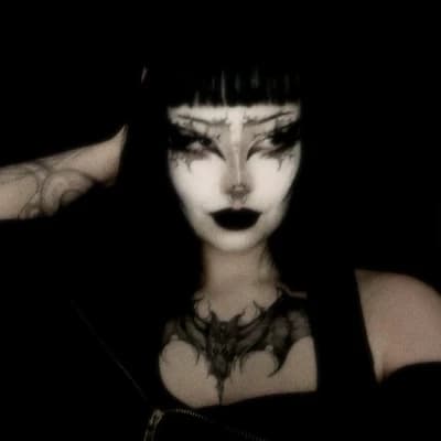 Leah (wlw/gl)  thumbnail