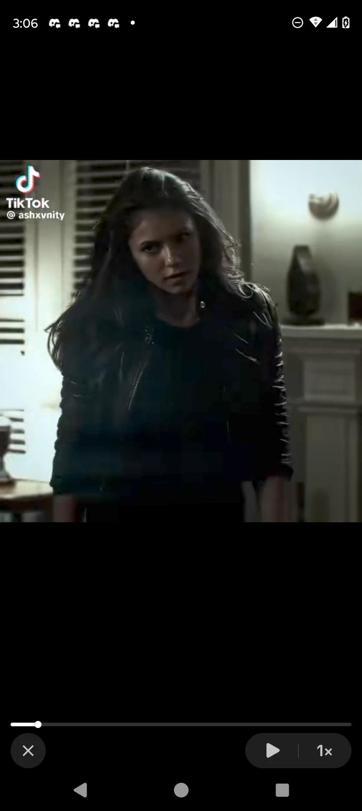 The hot vampire Elena 😍 thumbnail