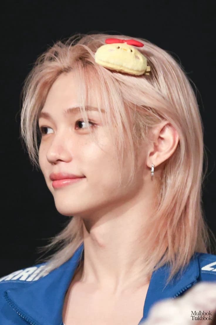 Felix♡ thumbnail