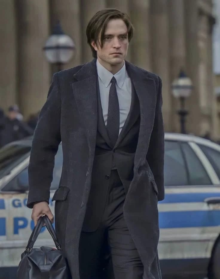 Bruce Wayne (Batman 🦇) thumbnail