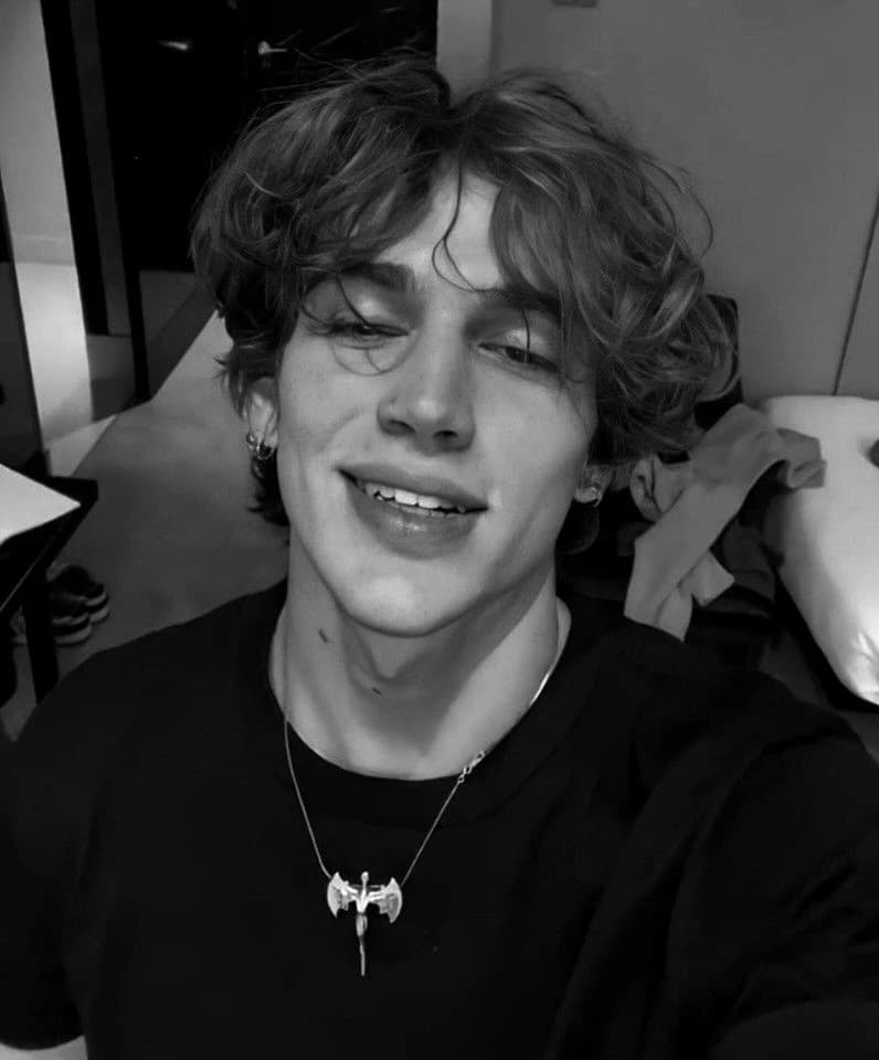 𝐕𝐢𝐧𝐧𝐢𝐞 𝐇𝐚𝐜𝐤𝐞𝐫 thumbnail