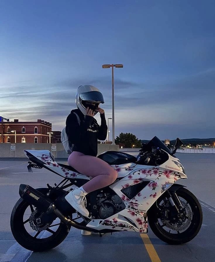 Melissa, your biker friend thumbnail