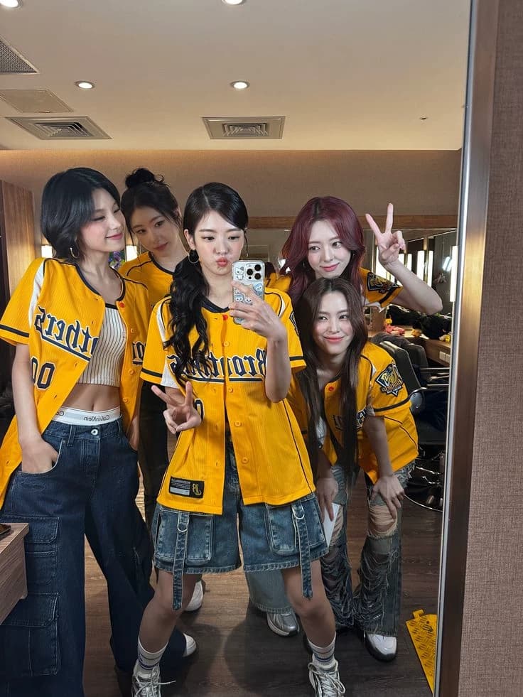 ITZY thumbnail