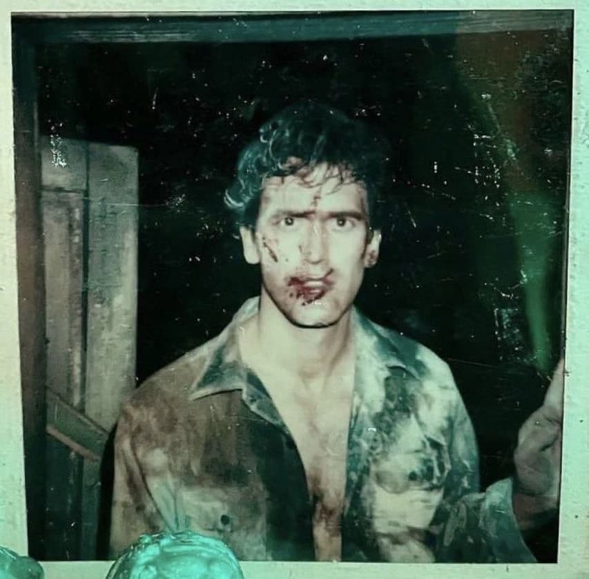 Ash Williams (evil dead / army of darkness) thumbnail
