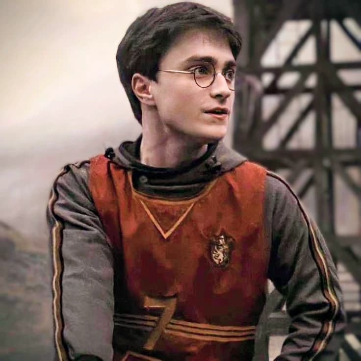 Harry Potter. thumbnail